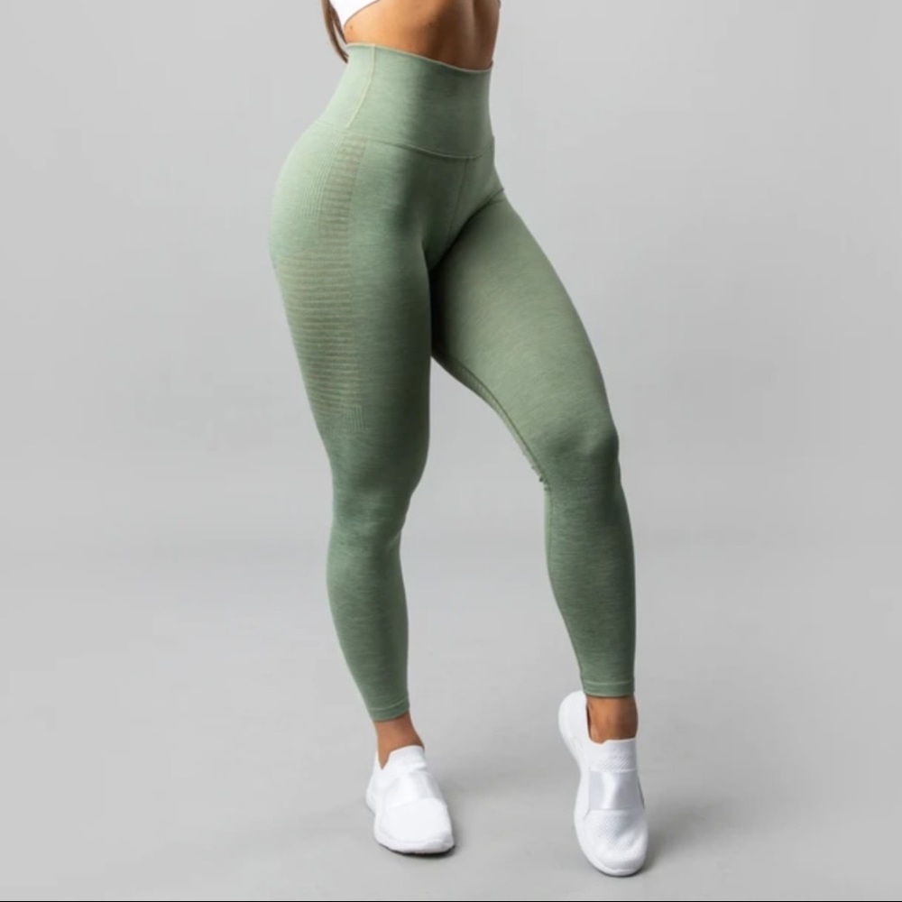 Alphalete Halo Leggings- Sage Green